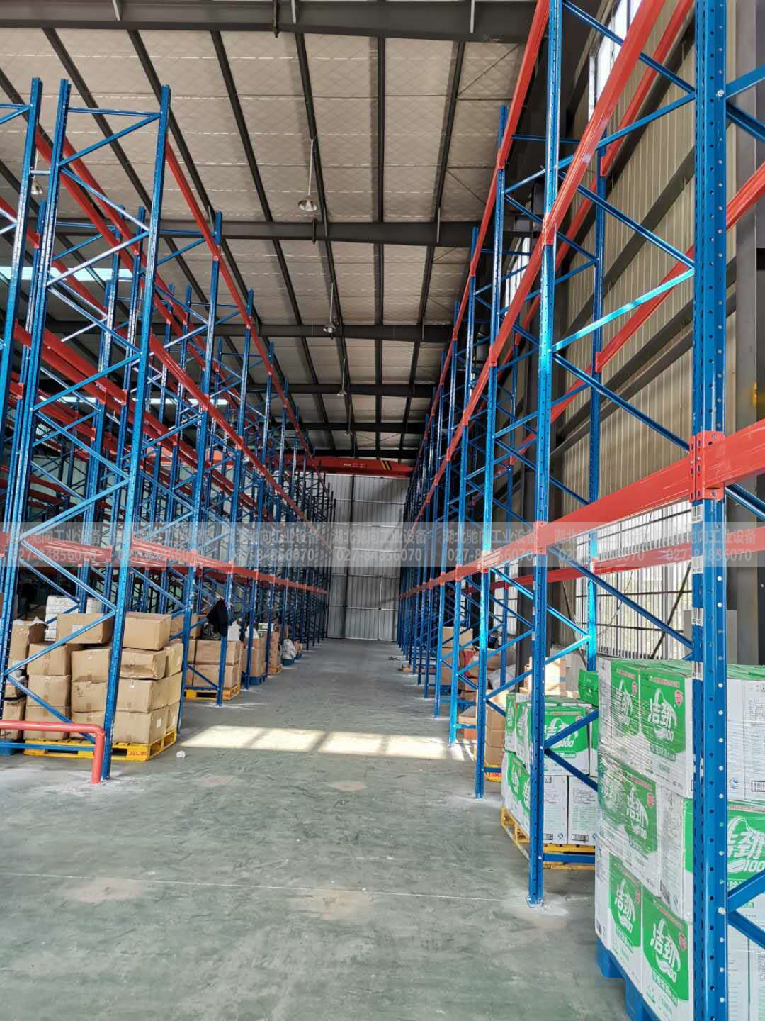 貨架.jpg 貨架.jpg